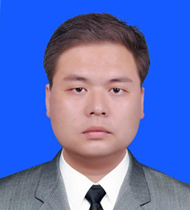 杨永碧(办公室副主任）