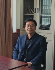 省级教学名师——邹光成